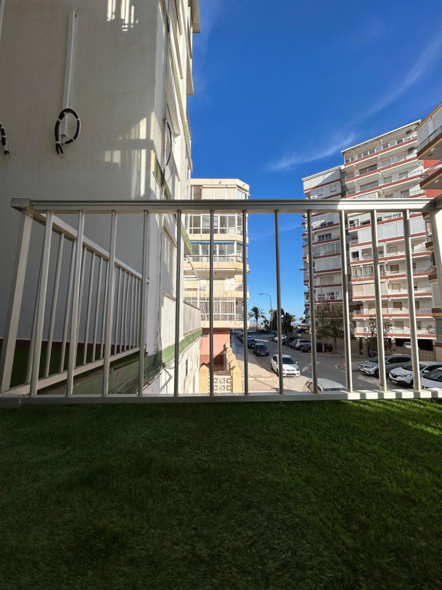 Blue Apartament Torre Del Mar Bagian luar foto